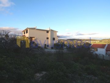 iddea78d01-0000-0500-0000-000014968b01