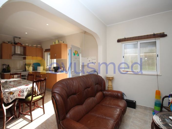 Image No.11-2 Bed Farmhouse for sale