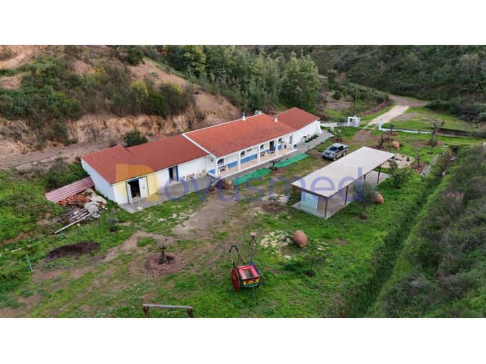 Image No.2-2 Bed Farmhouse for sale