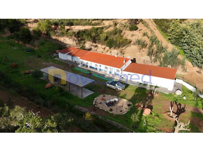 Image No.40-2 Bed Farmhouse for sale