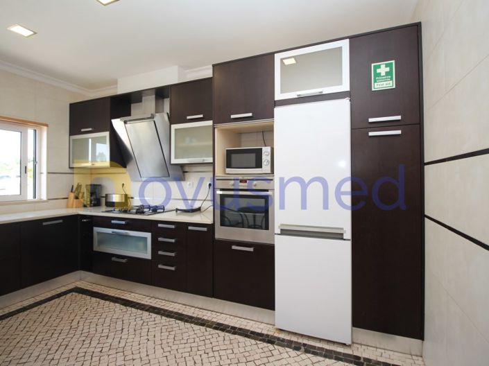 Image No.27-4 Bed House for sale