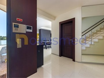 idee359601-0000-0500-0000-00001560ffad