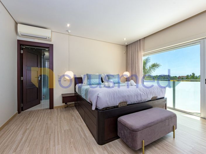 Image No.22-4 Bed House for sale