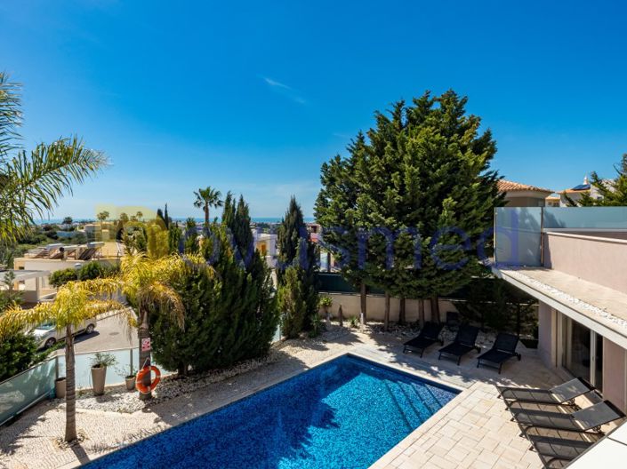 Image No.29-4 Bed House for sale