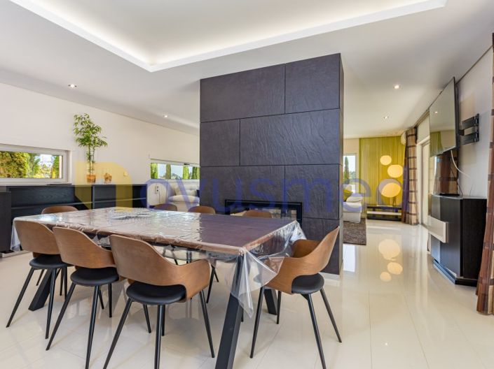 Image No.3-4 Bed House for sale