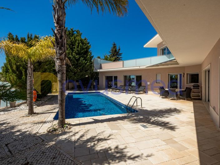 Image No.30-4 Bed House for sale