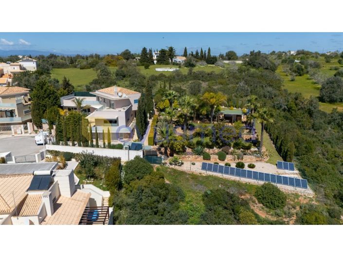 Image No.51-4 Bed House for sale