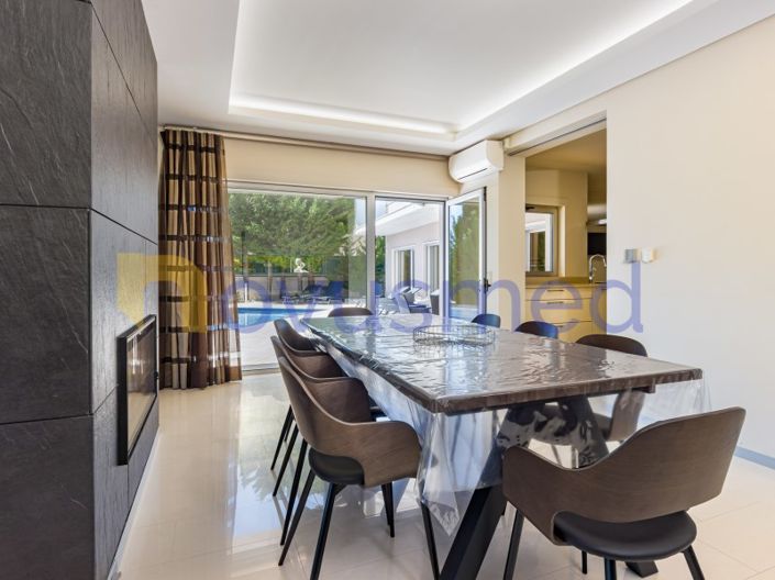 Image No.9-4 Bed House for sale