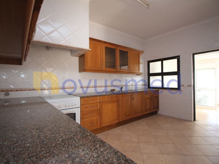 Image No.10-3 Bed House for sale