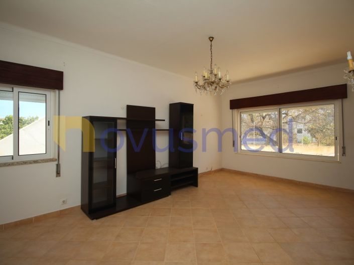 Image No.21-3 Bed House for sale