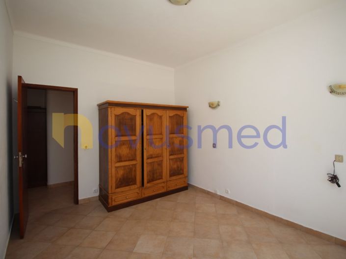 Image No.22-3 Bed House for sale