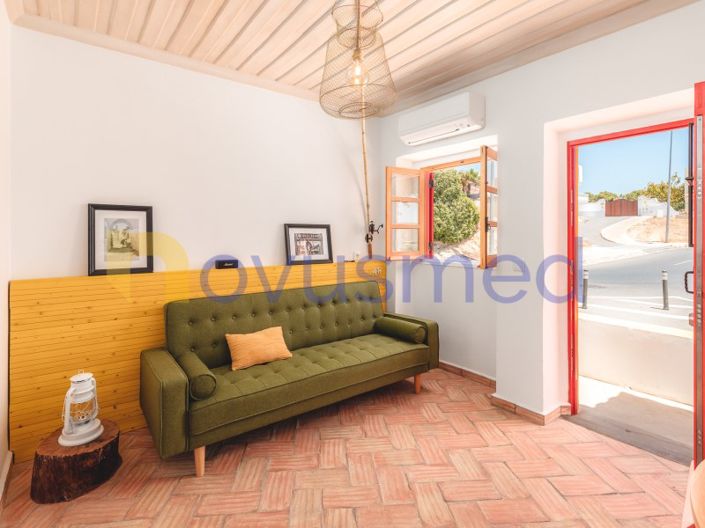 Image No.15-2 Bed House for sale