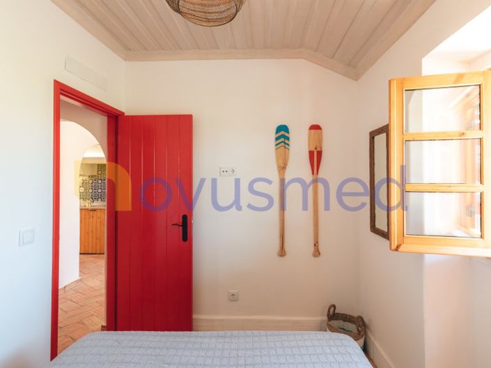 Image No.18-2 Bed House for sale