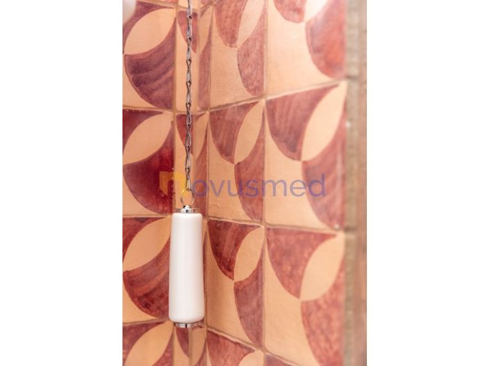 Image No.30-2 Bed House for sale