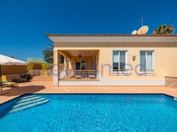 idad89ab01-0000-0500-0000-000016f9645d