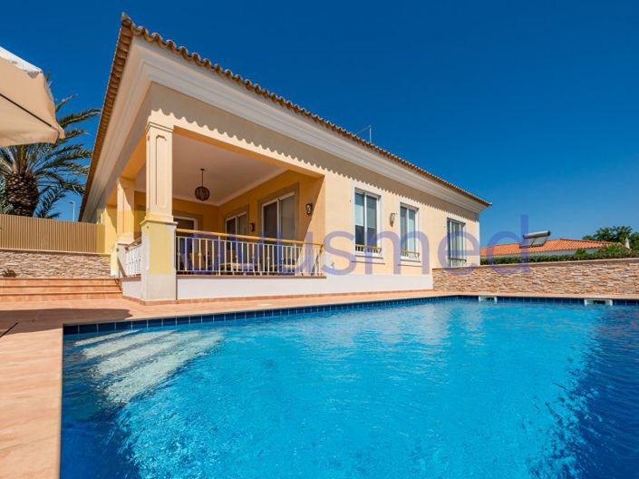 Image No.12-4 Bed House for sale