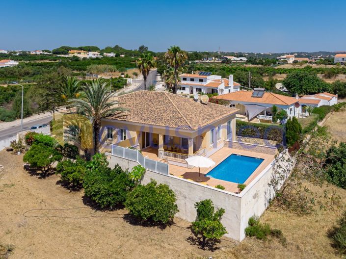 Image No.14-4 Bed House for sale