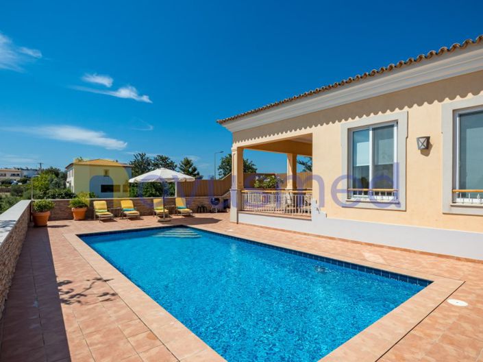 Image No.17-4 Bed House for sale