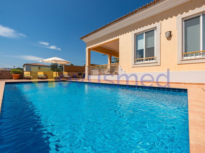 Image No.19-4 Bed House for sale