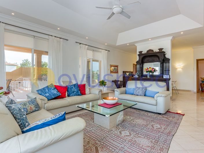 Image No.34-4 Bed House for sale