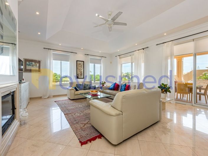 Image No.36-4 Bed House for sale