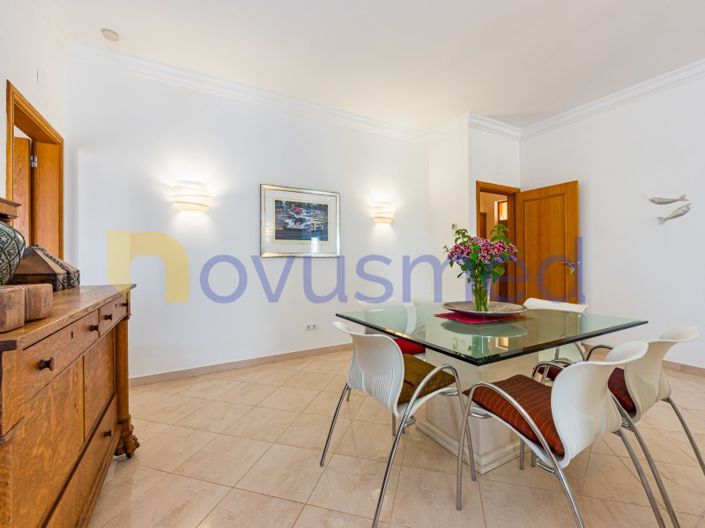 Image No.38-4 Bed House for sale