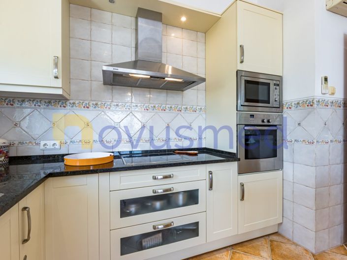 Image No.41-4 Bed House for sale