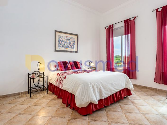 Image No.49-4 Bed House for sale