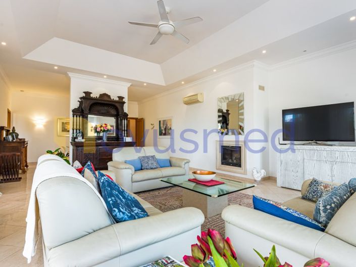 Image No.5-4 Bed House for sale