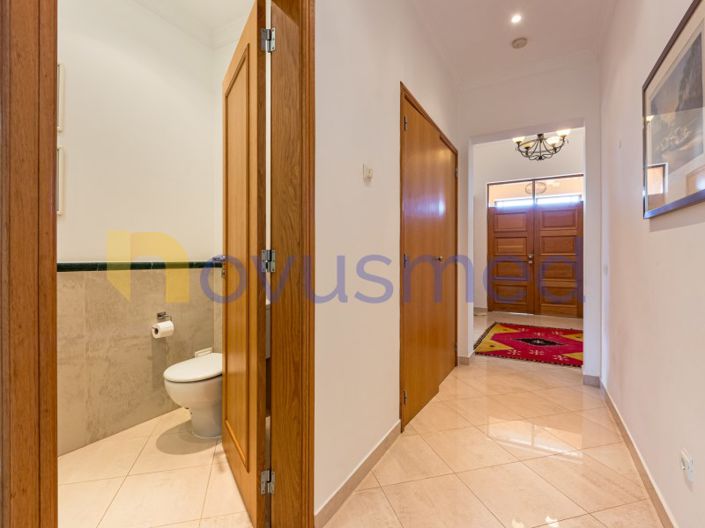 Image No.54-4 Bed House for sale