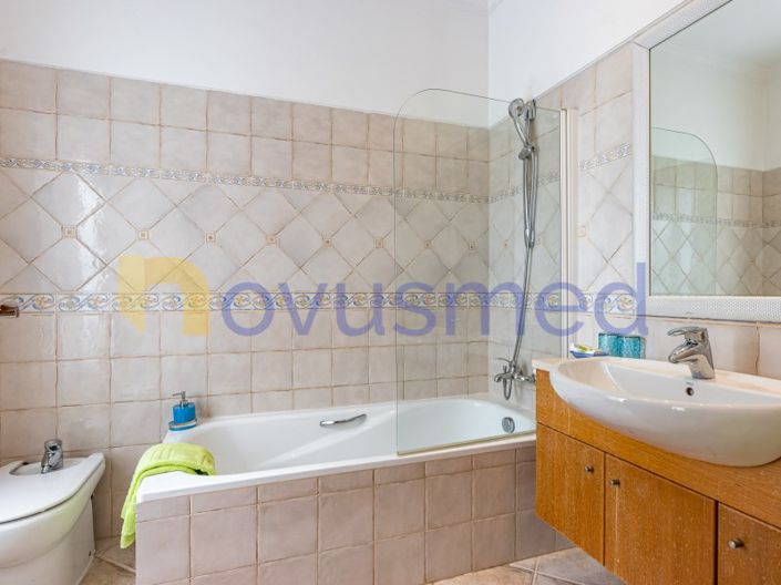 Image No.57-4 Bed House for sale