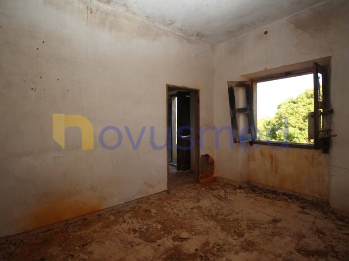 Image No.21-3 Bed House for sale