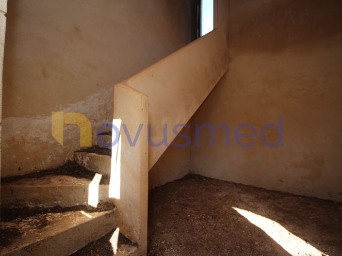 Image No.8-3 Bed House for sale