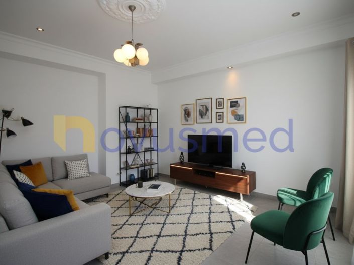 Image No.15-2 Bed House for sale