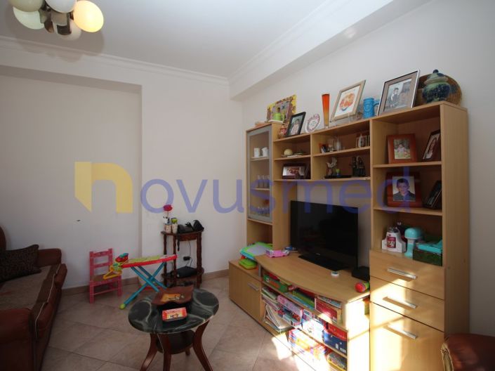 Image No.18-2 Bed House for sale