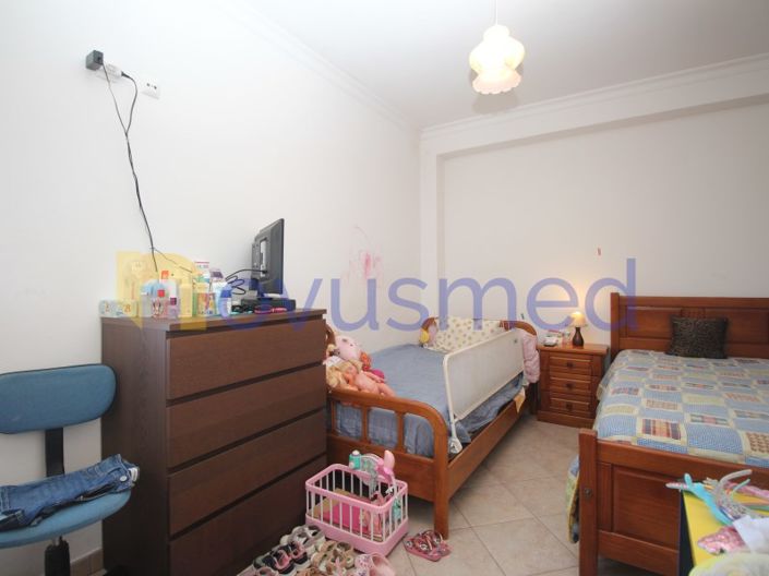 Image No.21-2 Bed House for sale