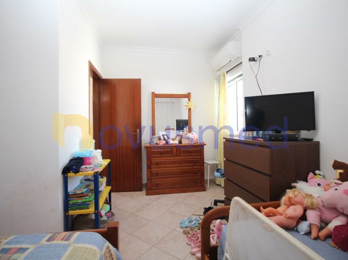 Image No.26-2 Bed House for sale