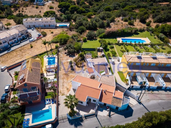 Image No.3-2 Bed House for sale