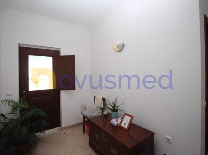 Image No.30-2 Bed House for sale