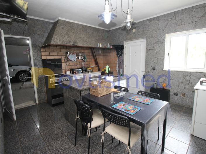 Image No.23-5 Bed House for sale