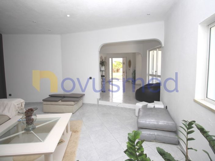 Image No.30-5 Bed House for sale