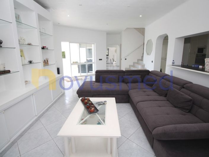 Image No.36-5 Bed House for sale