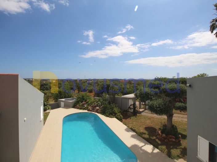 Image No.52-5 Bed House for sale