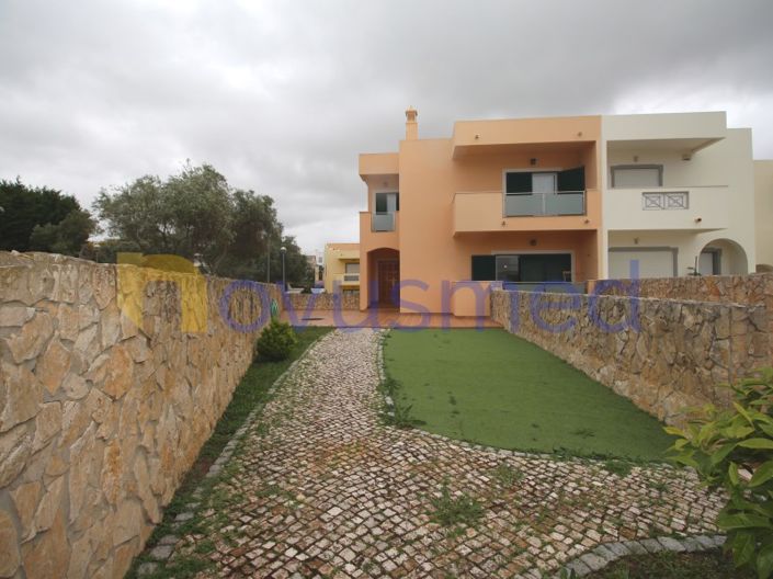 Image No.2-4 Bed House for sale