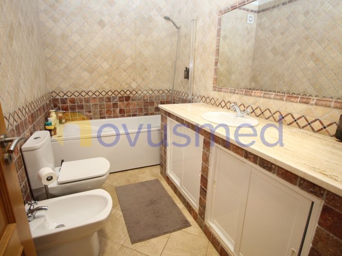 Image No.27-4 Bed House for sale