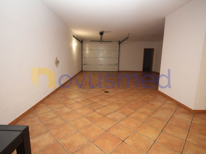 Image No.38-4 Bed House for sale