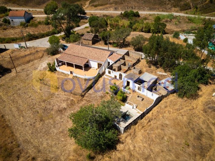 Image No.2-3 Bed House for sale