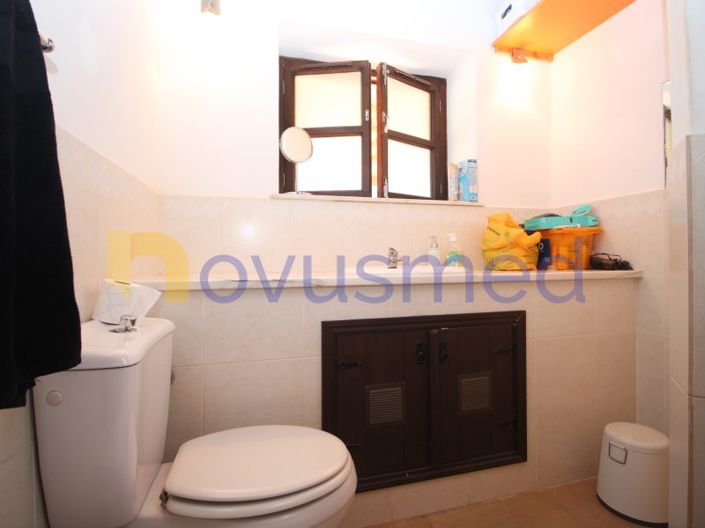 Image No.26-3 Bed House for sale