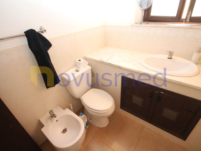 Image No.31-3 Bed House for sale