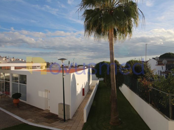 Image No.23-1 Bed Apartment for sale